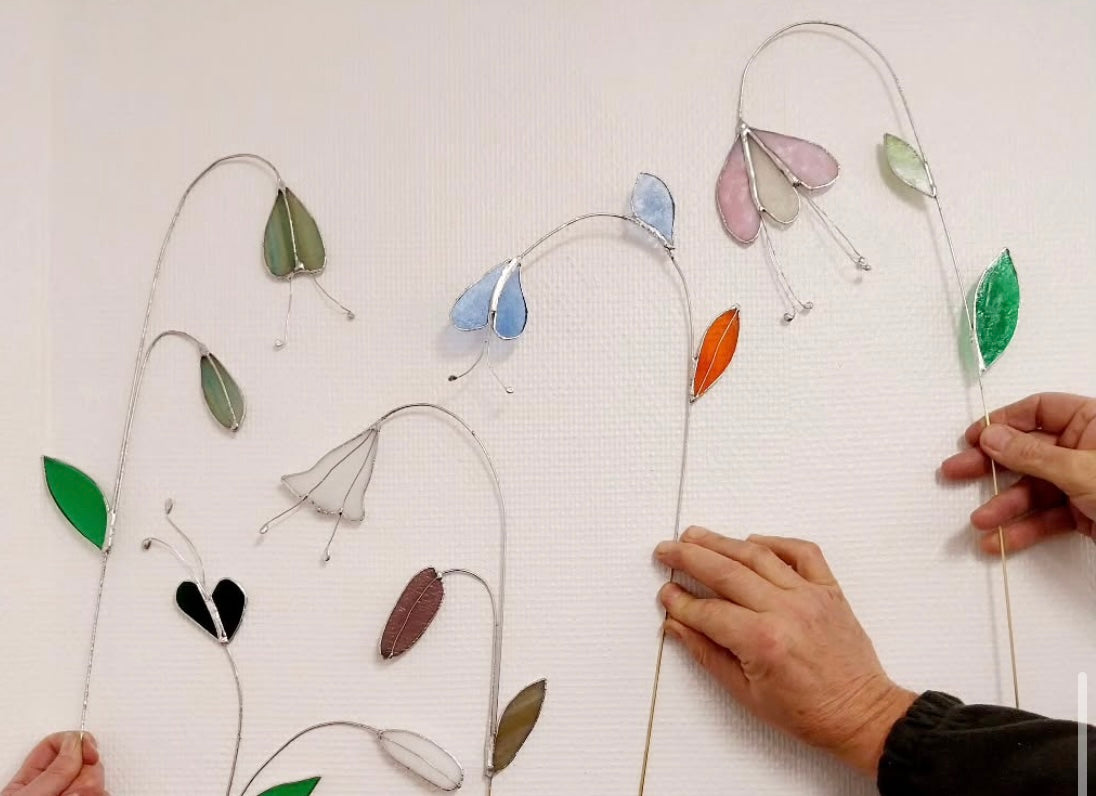Atelier vitrail Tiffany - fleur à piquer ou suspendre