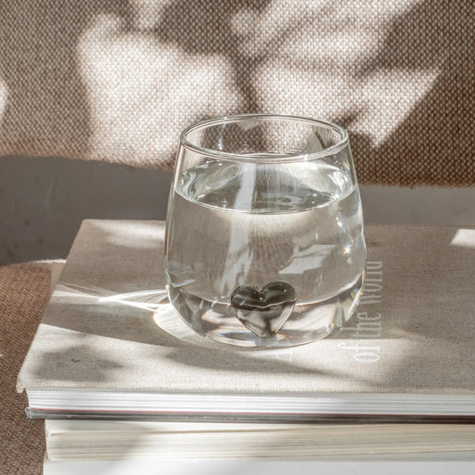 Verre à eau coeur noir