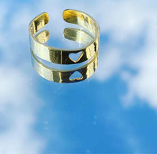 Charger l&#39;image dans la galerie, Atelier: bague martelée
